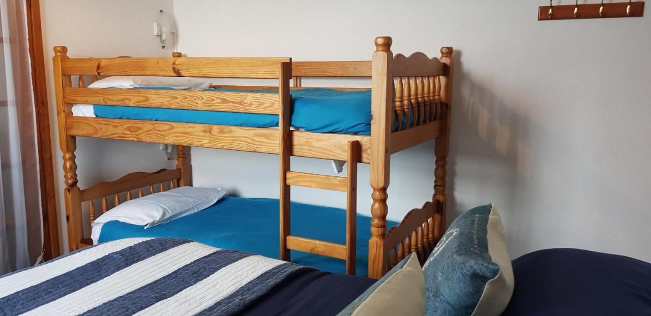 Rose Court Apartment *